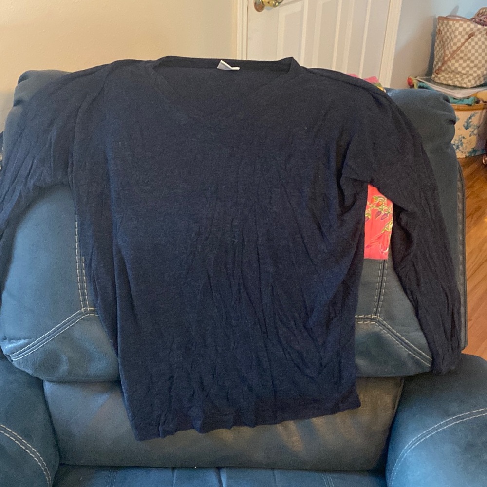 Cabi #3052 Serenity Tee pre owned size XS